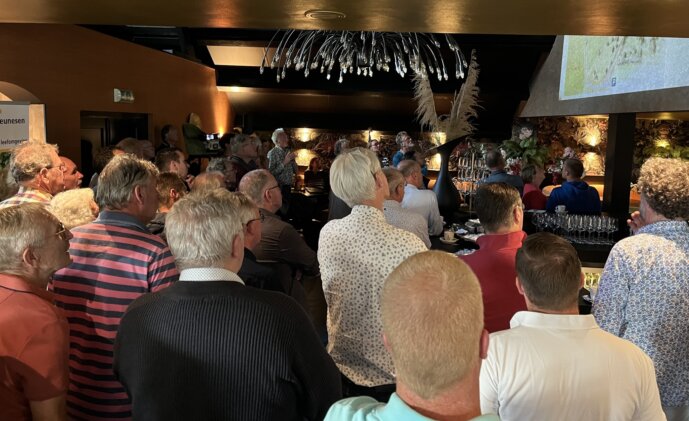 Havik (foto: Arnold van Kreveld)